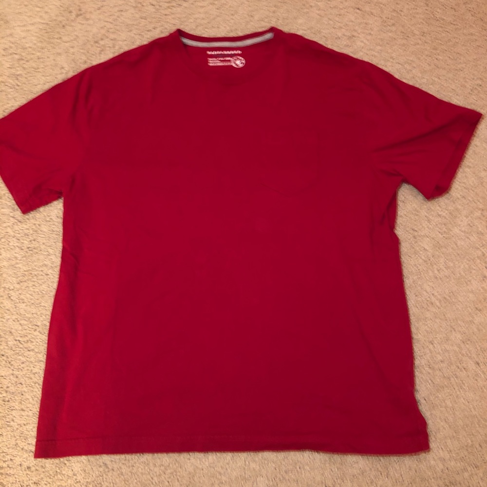 Red pocket tee